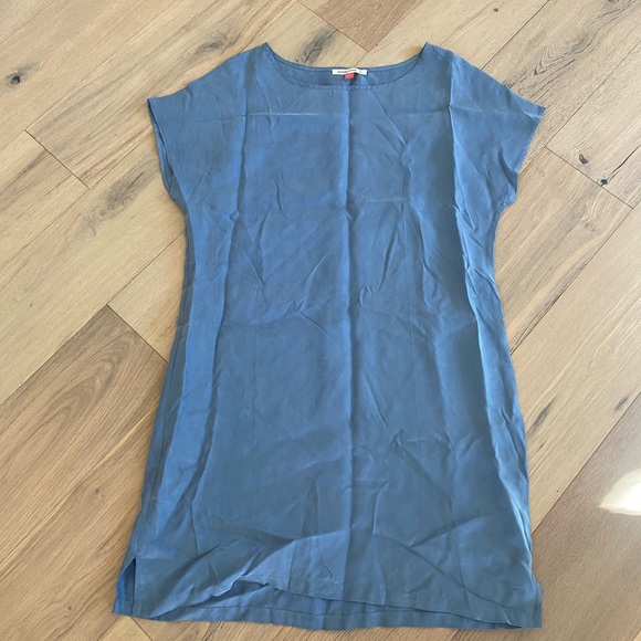Marine Layer Satin Cupro Shift Dress Sz S EUC - Picture 5 of 6